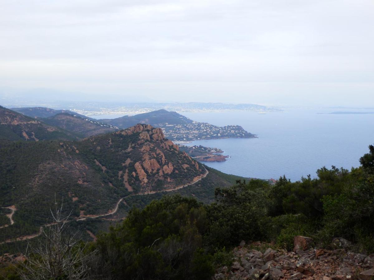 Esterel Terrasses, Roof Top, Plage, Parking Payant Кан Екстериор снимка